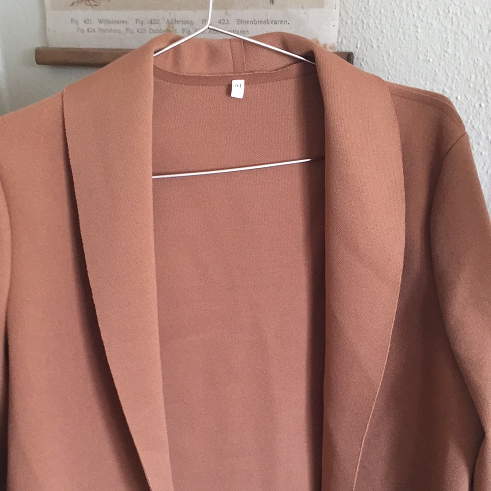 Simple Trench - Picture 5 of 5